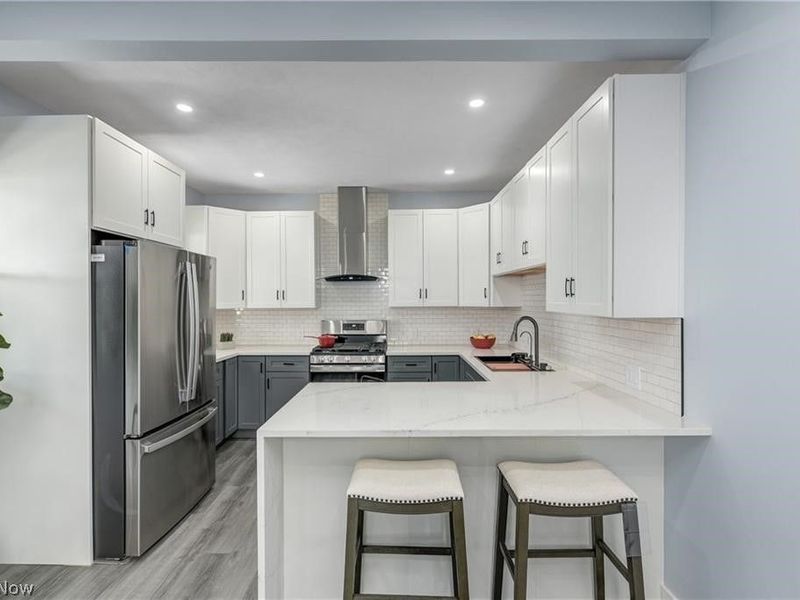 3290 W 23rd Place, Cleveland, OH 44109 Photo 24