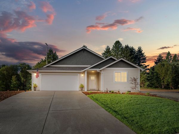 1107 Cascade Drive, Cave Junction, OR 97523