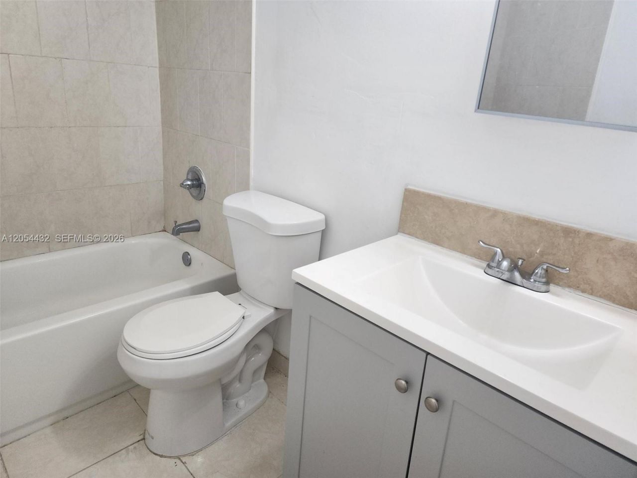 642 E 2nd Ave, Unit B, Hialeah, FL 33010 Photo