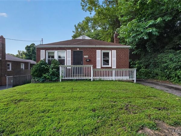 334 Northridge Drive , St Louis, MO 63137