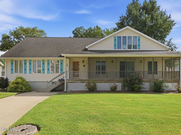 463 E Water Street, Belhaven, NC 27810