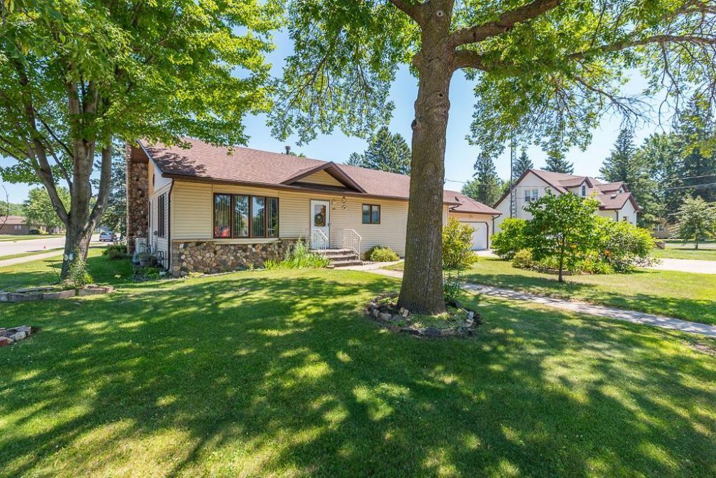 102 Edward Street S, Pierz, MN 56364