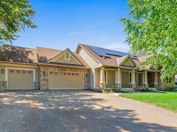 3447 Siems Court, Arden Hills, MN 55112