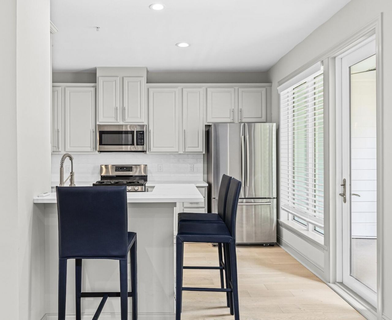 200 River Landing Drive Photo 16