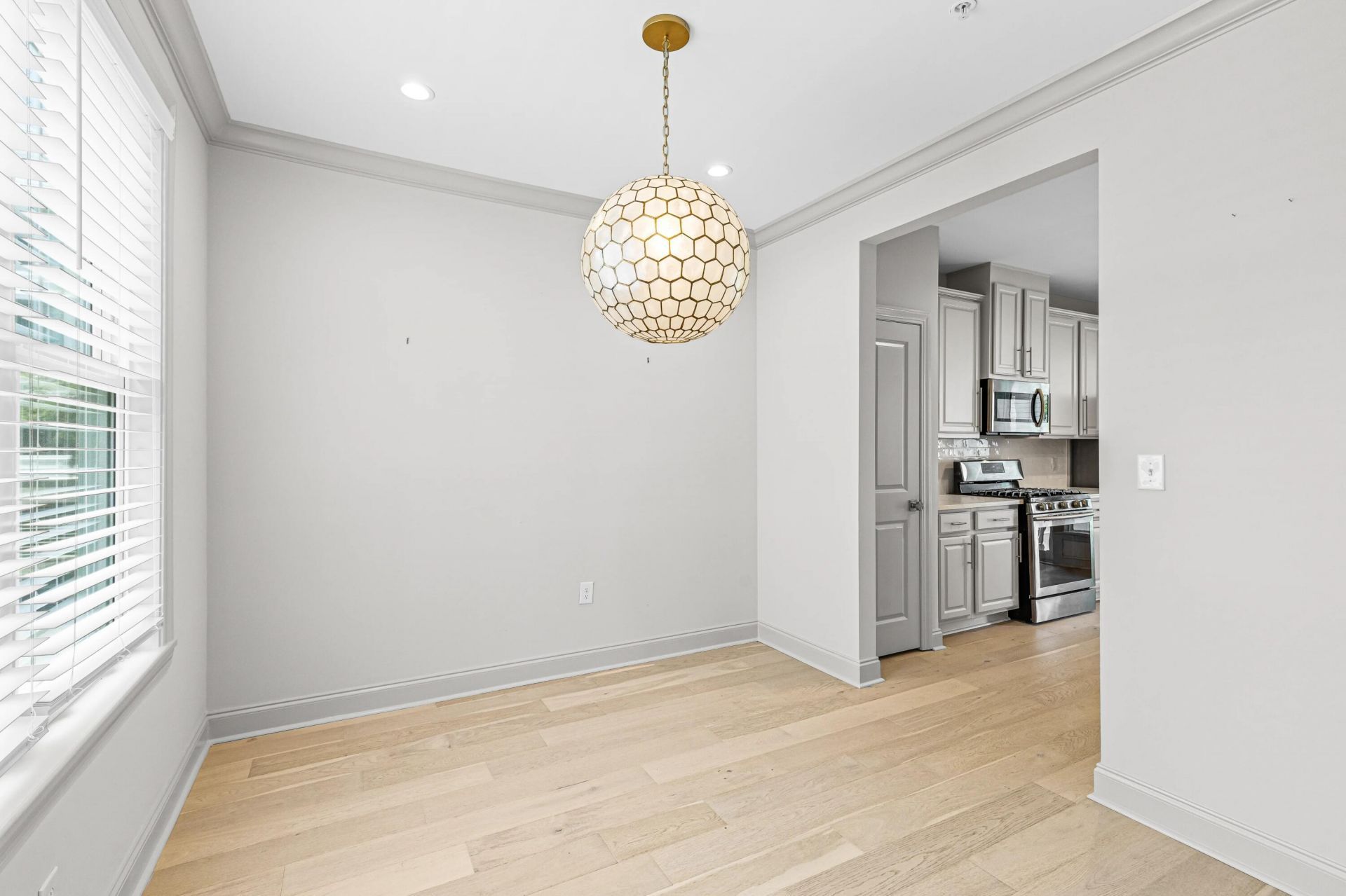 200 River Landing Drive Photo 19