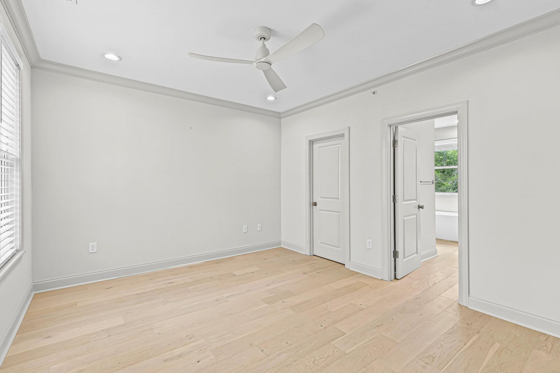200 River Landing Drive Photo 26