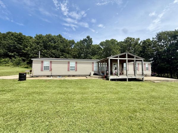 10595 Mill Road , Bucyrus, MO 65444