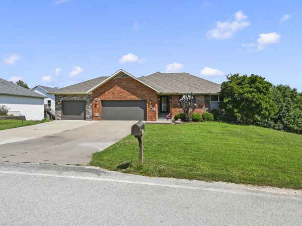 465 Uniqueville Lane, Lampe, MO 65681
