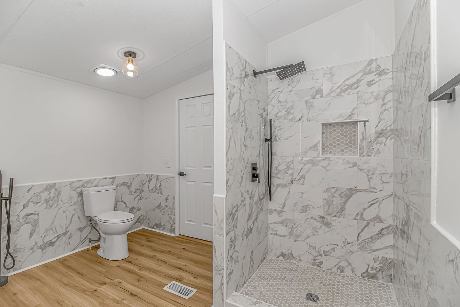 8157 Woodland Dr. Photo 22