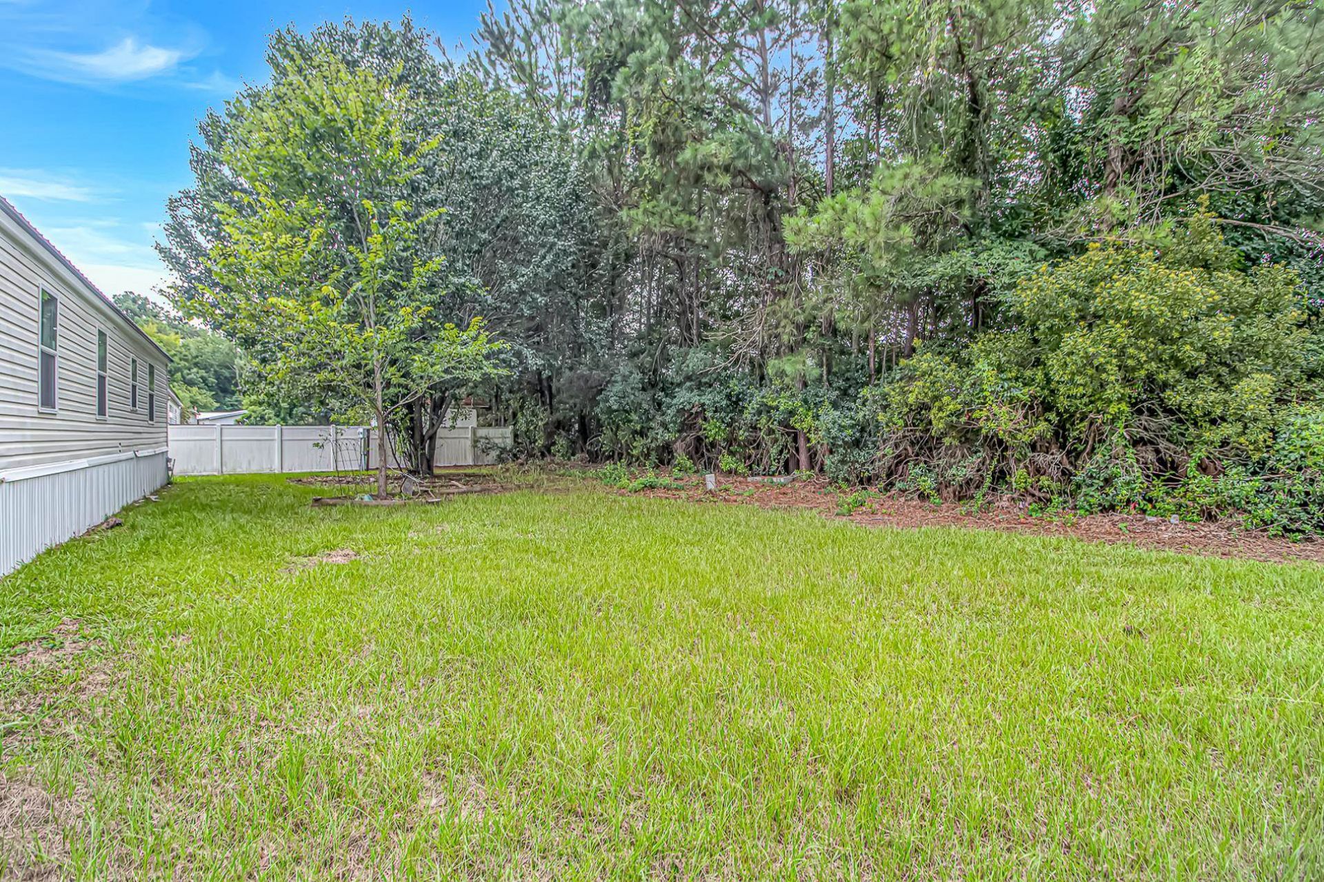 8157 Woodland Dr. Photo 32