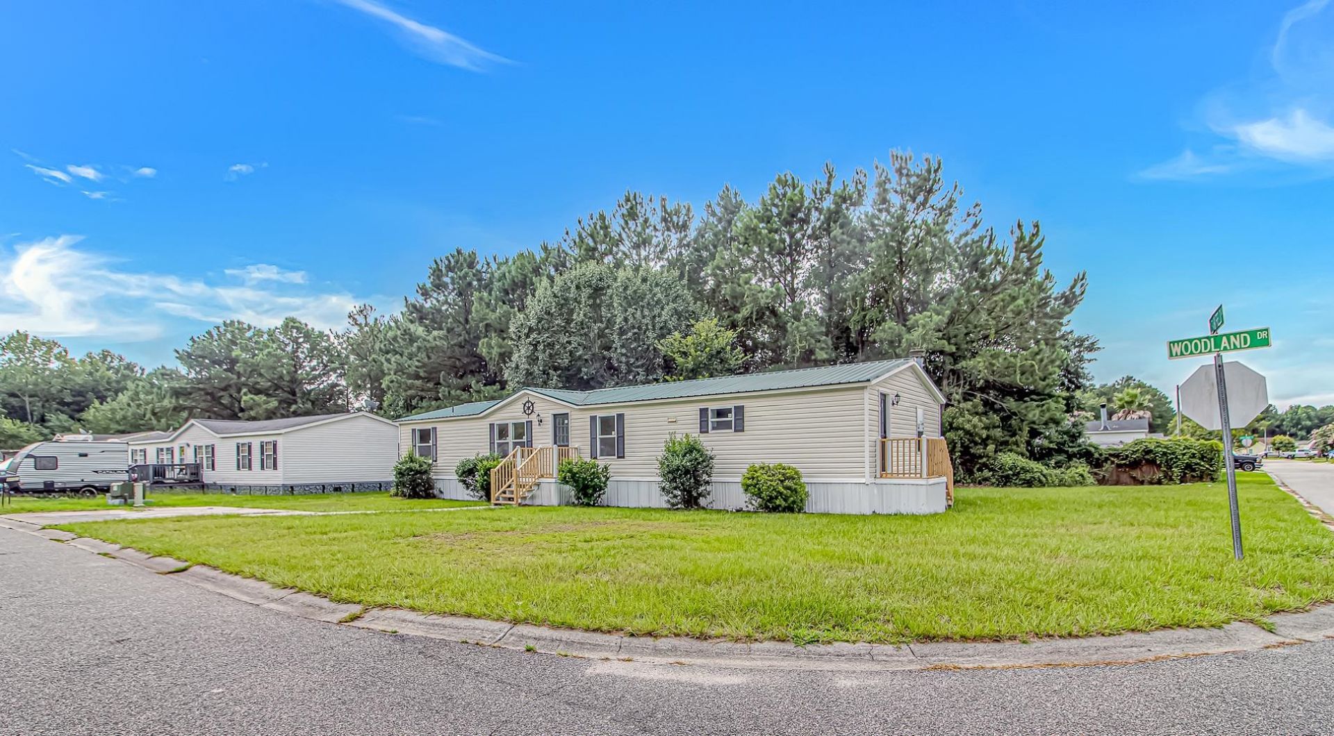 8157 Woodland Dr. Photo 4
