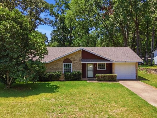 2307 Pinkerton , Tyler, TX 75701