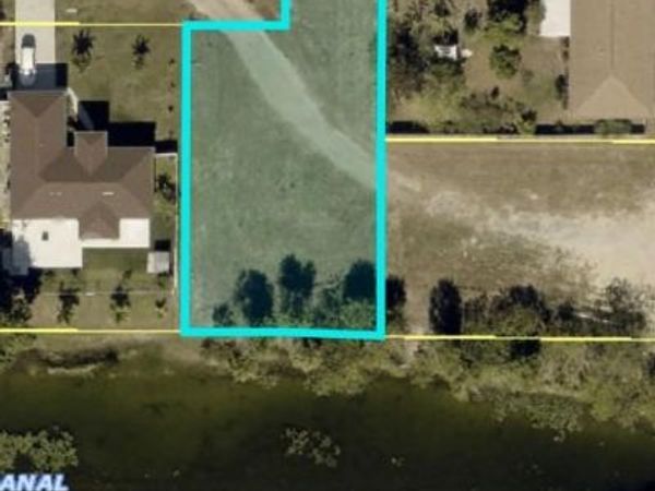 722 NE 12th ST , CAPE CORAL, FL 33909