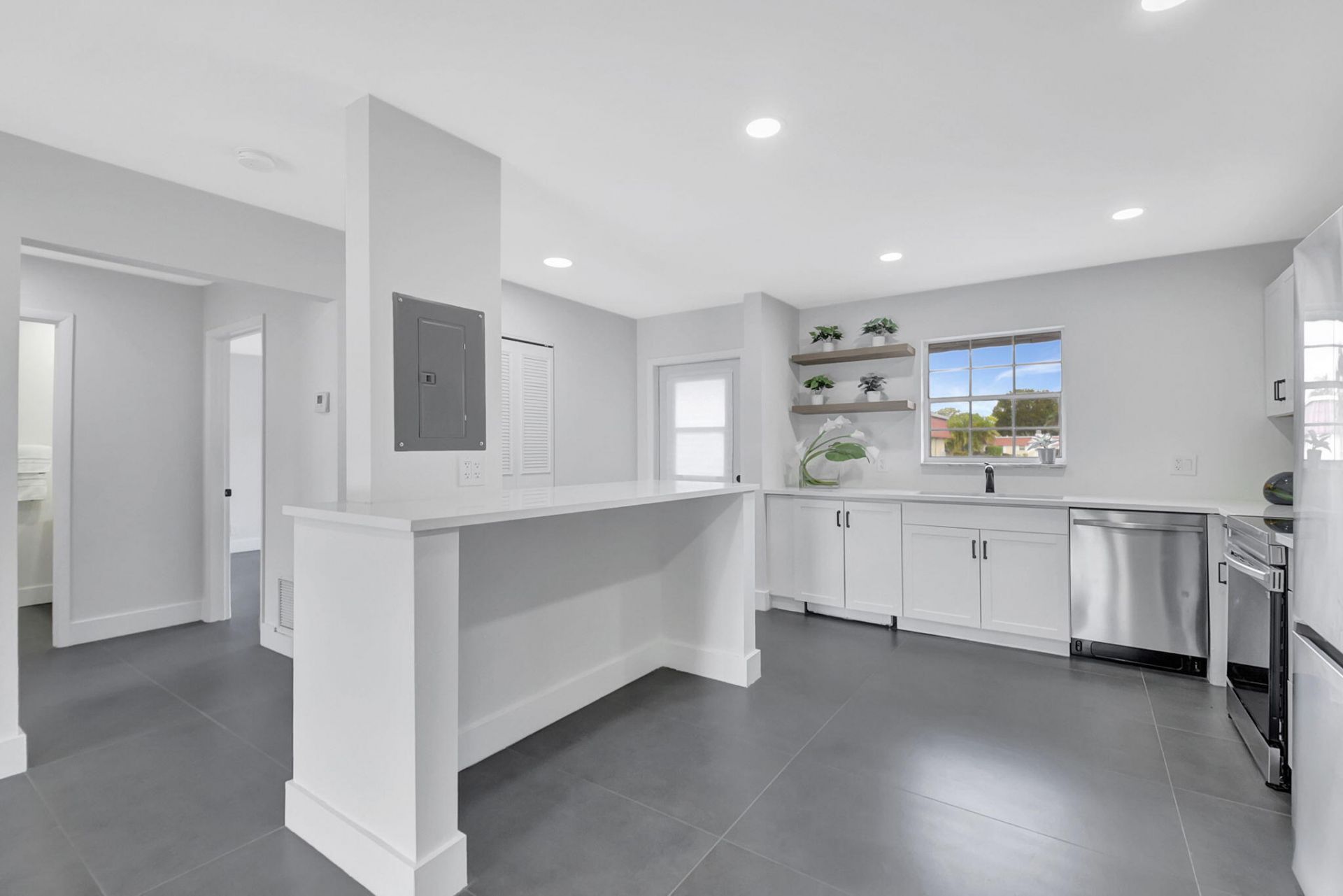 868 Worcester Lane, Unit B, Lake Worth, FL 33467 Photo