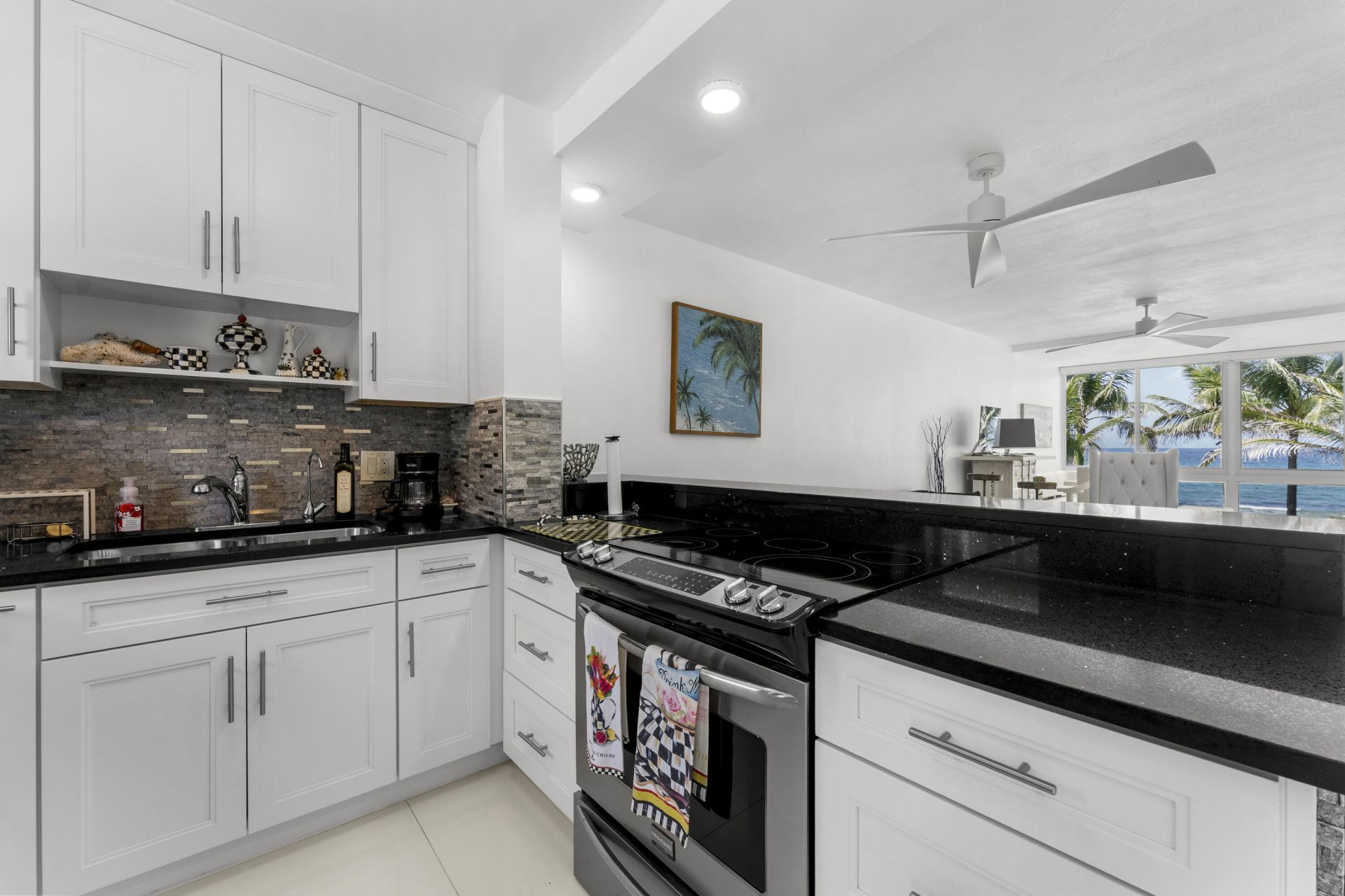 1041 Hillsboro Mile, Unit 5, Hillsboro Beach, FL 33062 Photo
