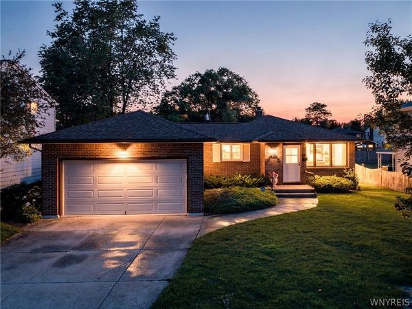 86 Mahogany Drive, Buffalo, NY 14221