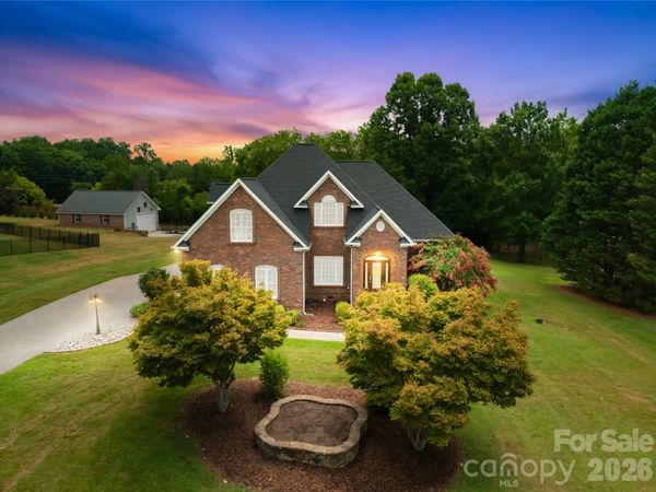115 S Gibbs Road , Mooresville, NC 28117