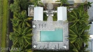 13081 Pembroke Dr, Naples, FL 34105 Photo