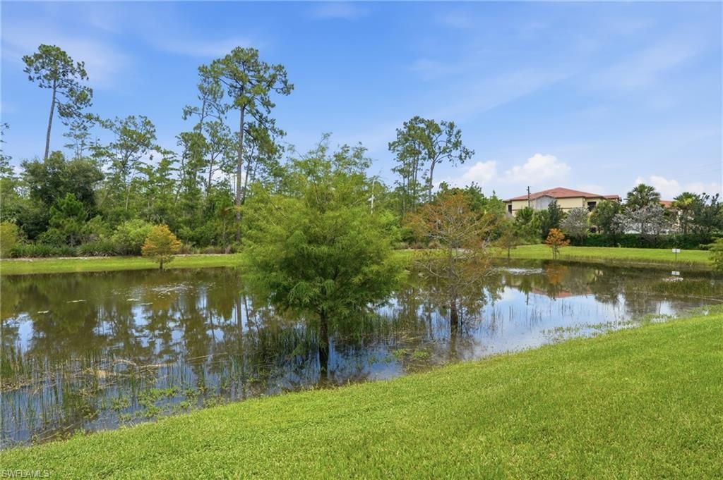 13081 Pembroke Dr, Naples, FL 34105 Photo