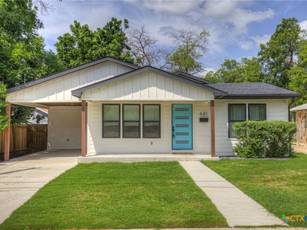 631 S Santa Clara Avenue , New Braunfels, TX 78130