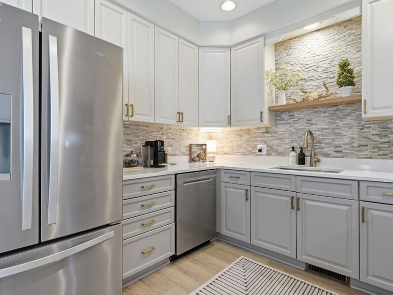 10851 N Bay Point Drive, Unit 1201, Marblehead, OH 43440 Photo 12