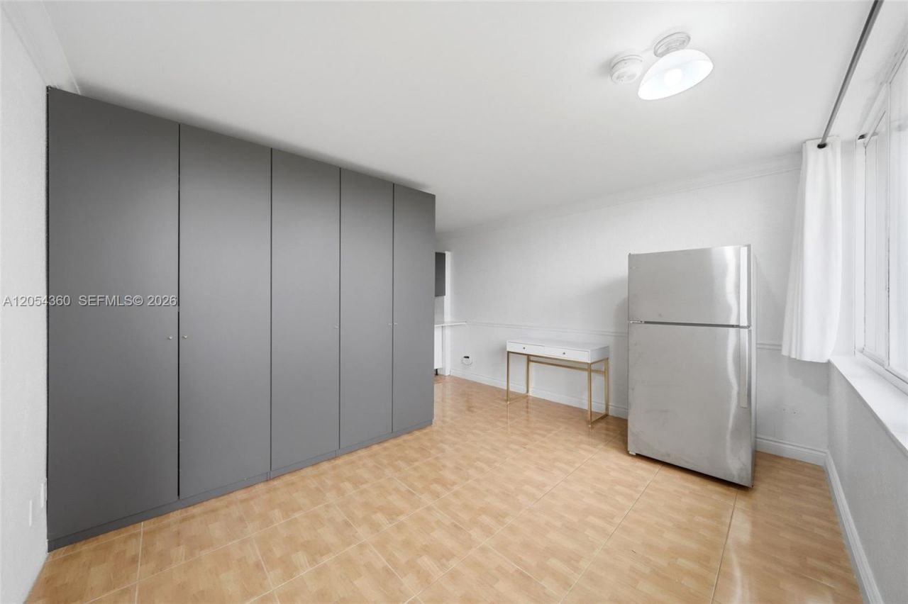 19201 Collins Ave, Unit 341, Sunny Isles Beach, FL 33160 Photo