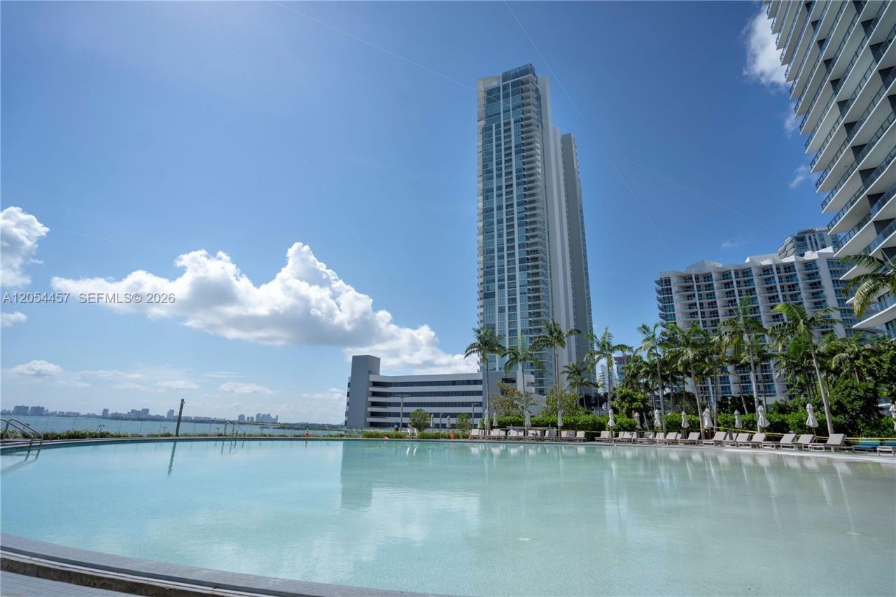 650 NE 32nd St, Unit 4104, Miami, FL 33137 Photo