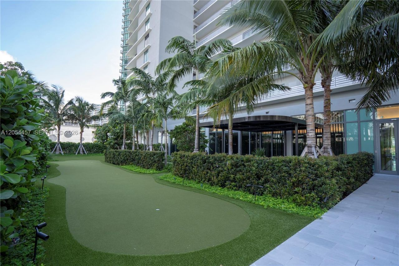 650 NE 32nd St, Unit 4104, Miami, FL 33137 Photo