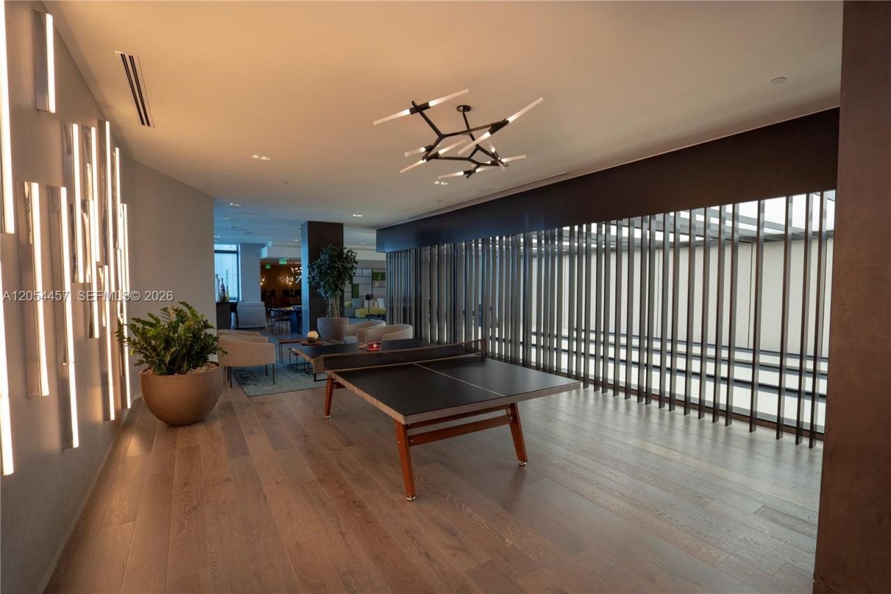 650 NE 32nd St, Unit 4104, Miami, FL 33137 Photo