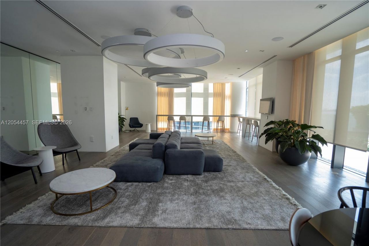 650 NE 32nd St, Unit 4104, Miami, FL 33137 Photo