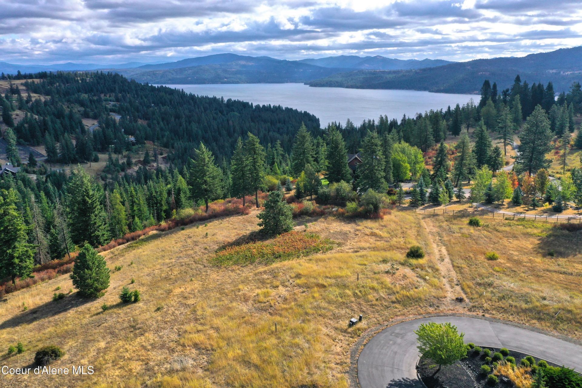 L263 S Magma Ln, Coeur d Alene, ID 83814 Main Photo