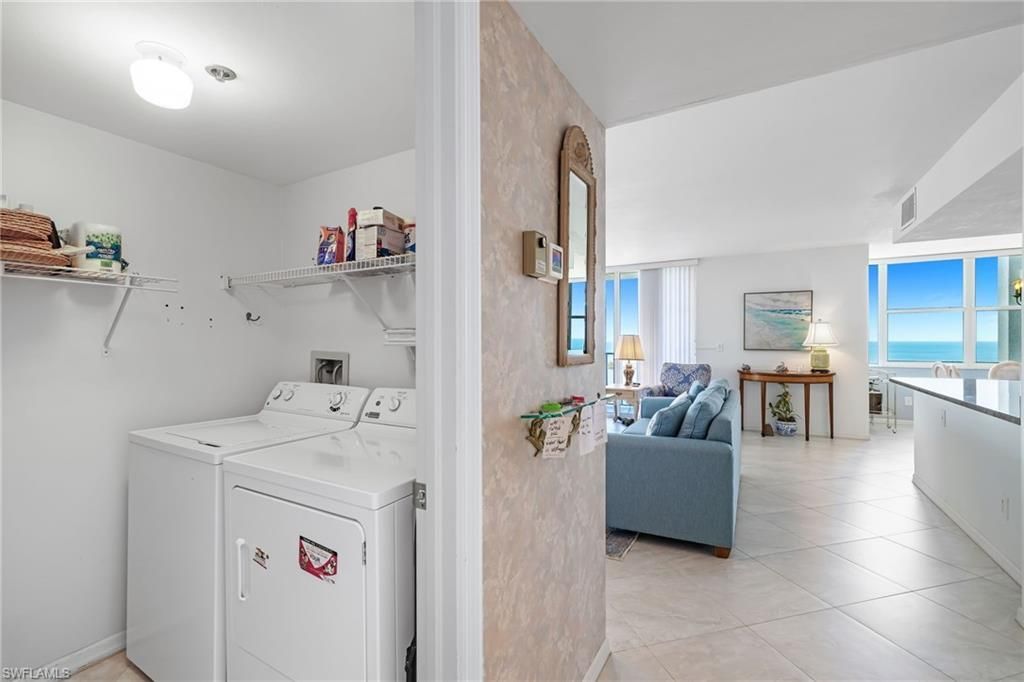 5550 Heron Point Dr, Unit 1404, Naples, FL 34108 Photo