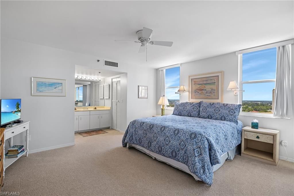 5550 Heron Point Dr, Unit 1404, Naples, FL 34108 Photo