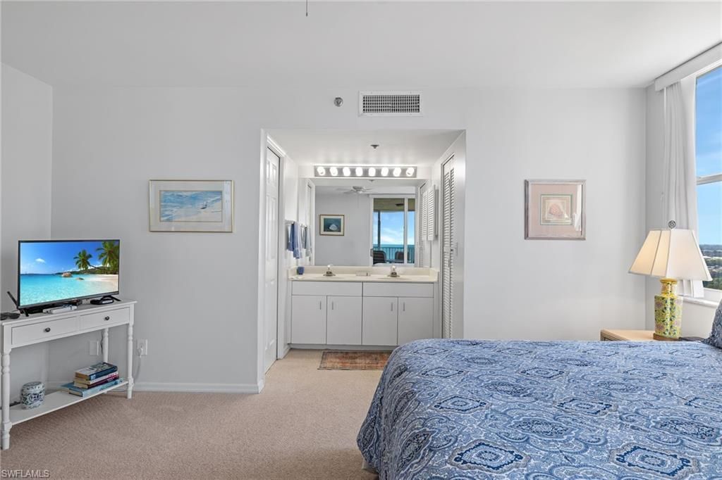 5550 Heron Point Dr, Unit 1404, Naples, FL 34108 Photo