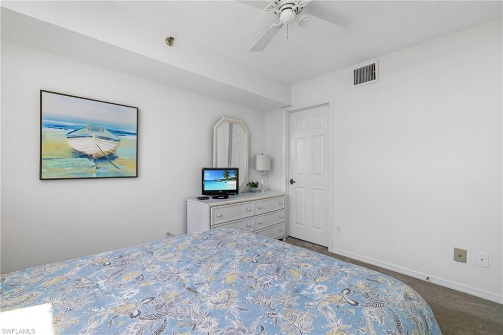 5550 Heron Point Dr, Unit 1404, Naples, FL 34108 Photo