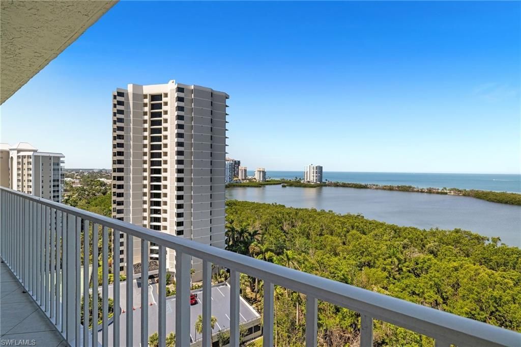 5550 Heron Point Dr, Unit 1404, Naples, FL 34108 Photo