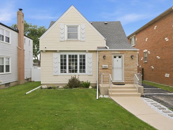 5108 N Octavia Avenue, Harwood Heights, IL 60706