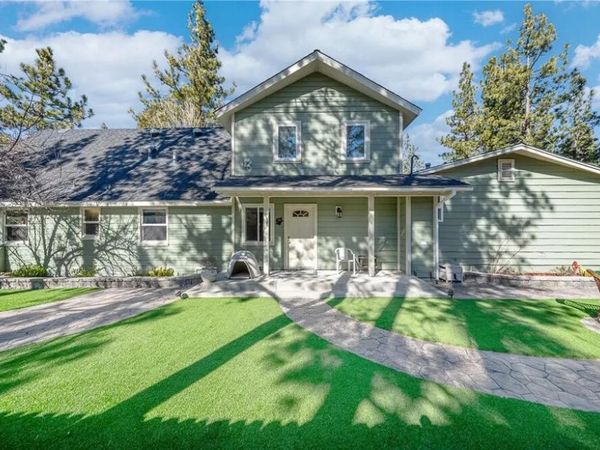195 Knoll Road , Big Bear, CA 92315