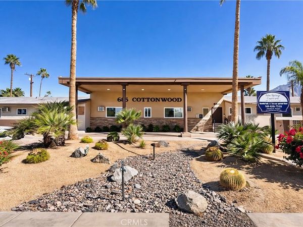686 E Cottonwood, Unit 6, Palm Springs, CA 92262