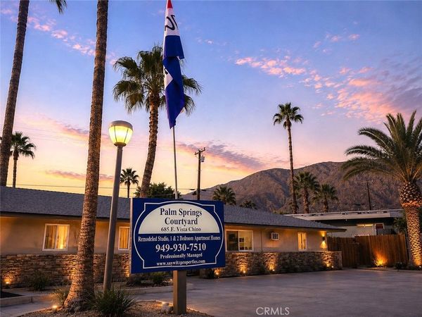 685 E Vista Chino, Unit E, Palm Springs, CA 92262