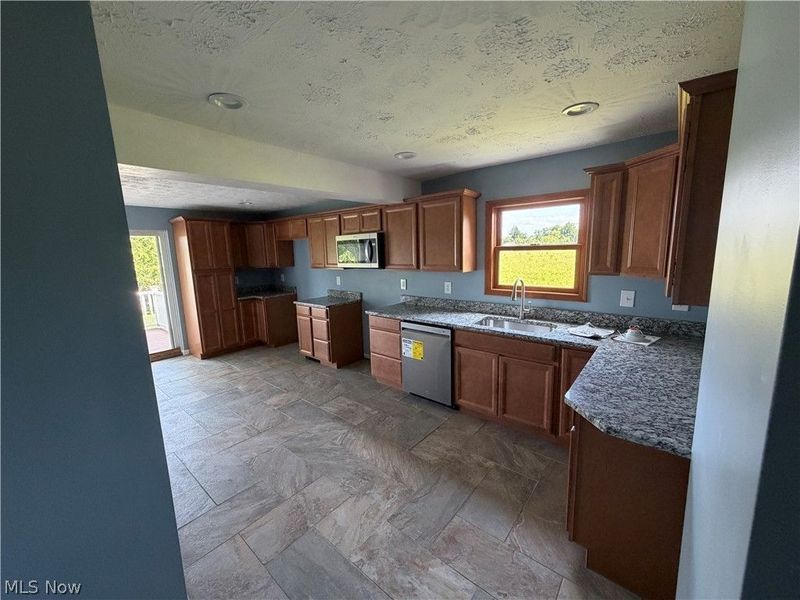 145 State Road, Hinckley, OH 44233 Photo 3