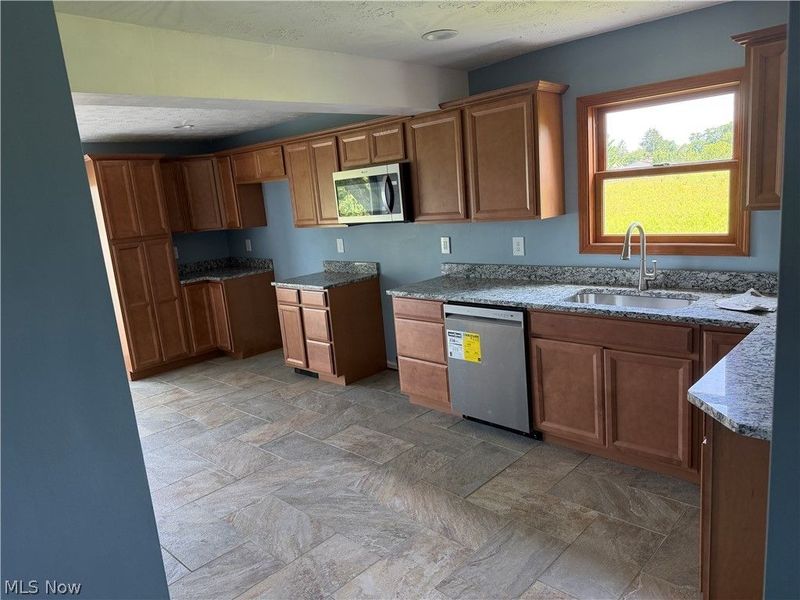 145 State Road, Hinckley, OH 44233 Photo 5