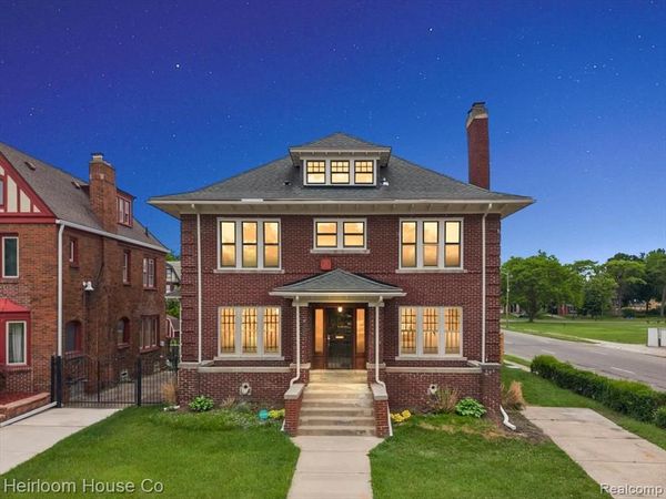 1755 W Boston Boulevard , Detroit, MI 48206