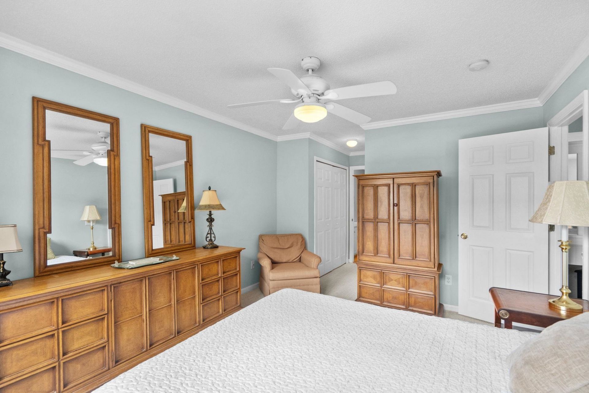 416 Whinstone Dr. Photo 28