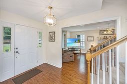 1543 Sterling Oaks Drive photo 4
