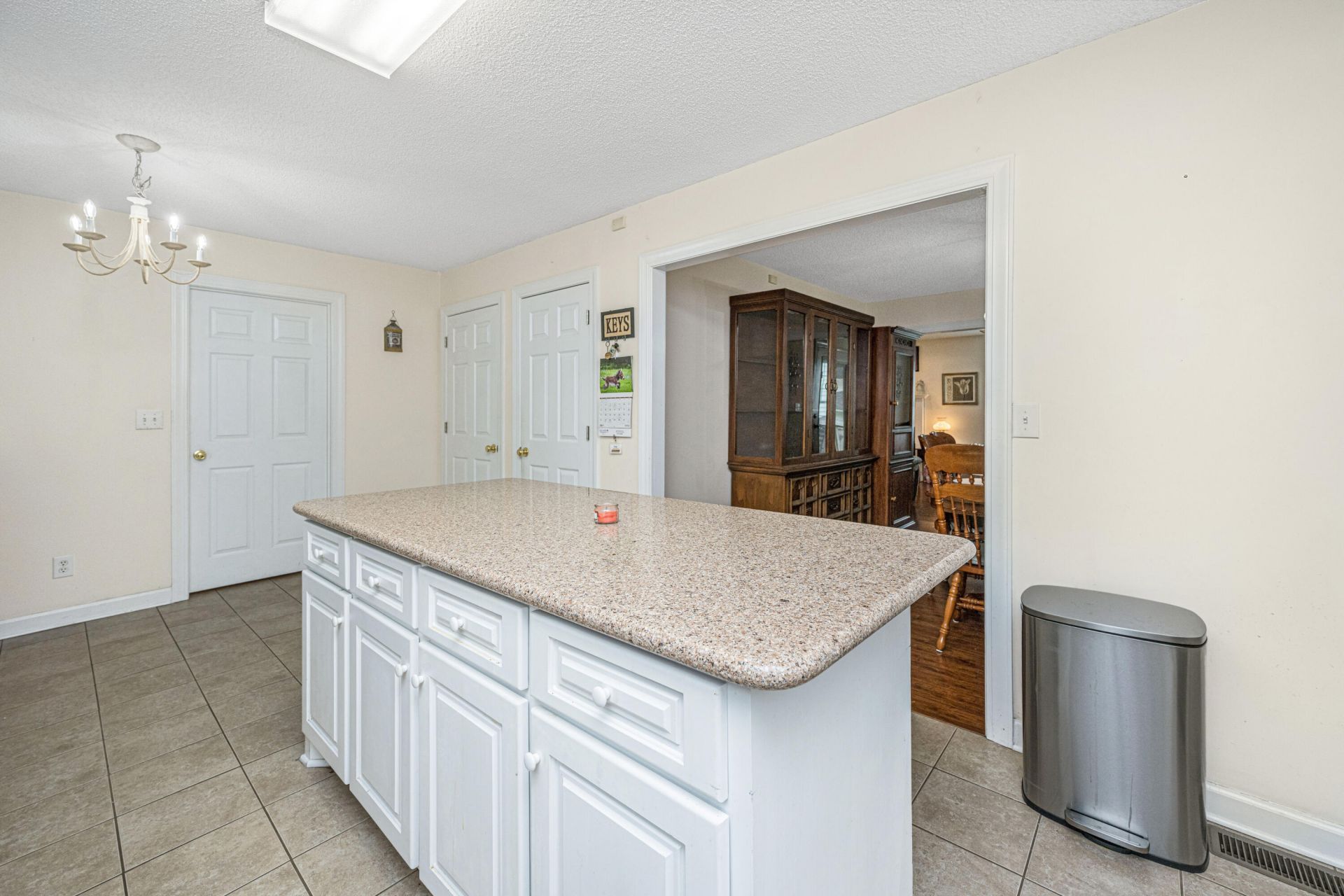 1543 Sterling Oaks Drive Photo 7