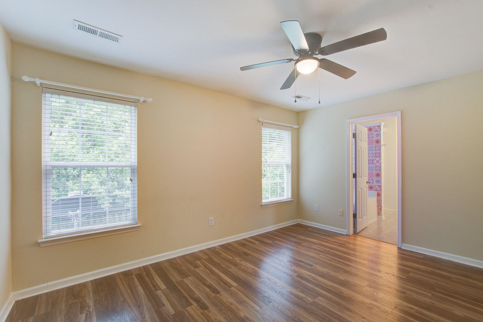 2457 Scholar Lane Photo 10