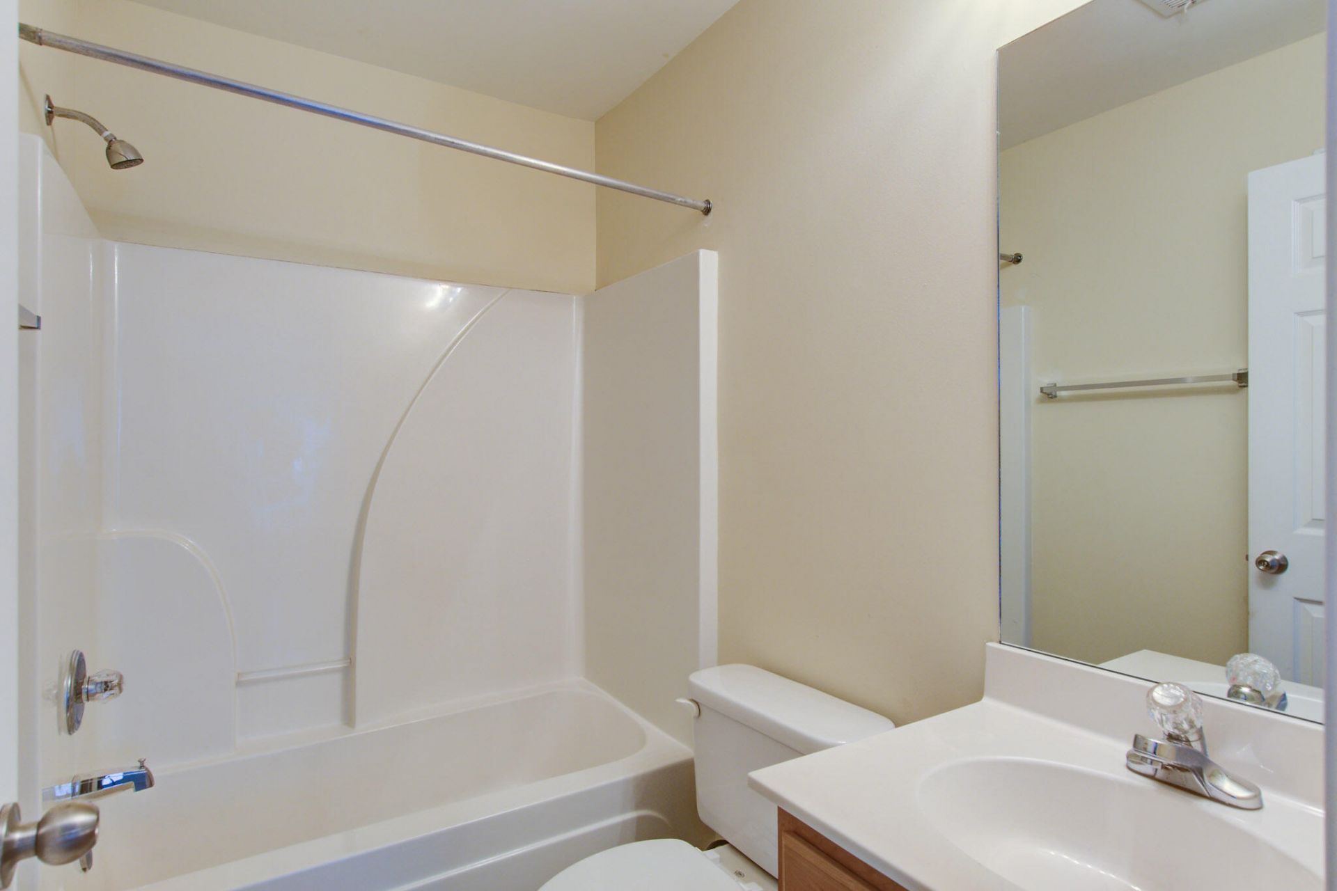 2457 Scholar Lane Photo 9