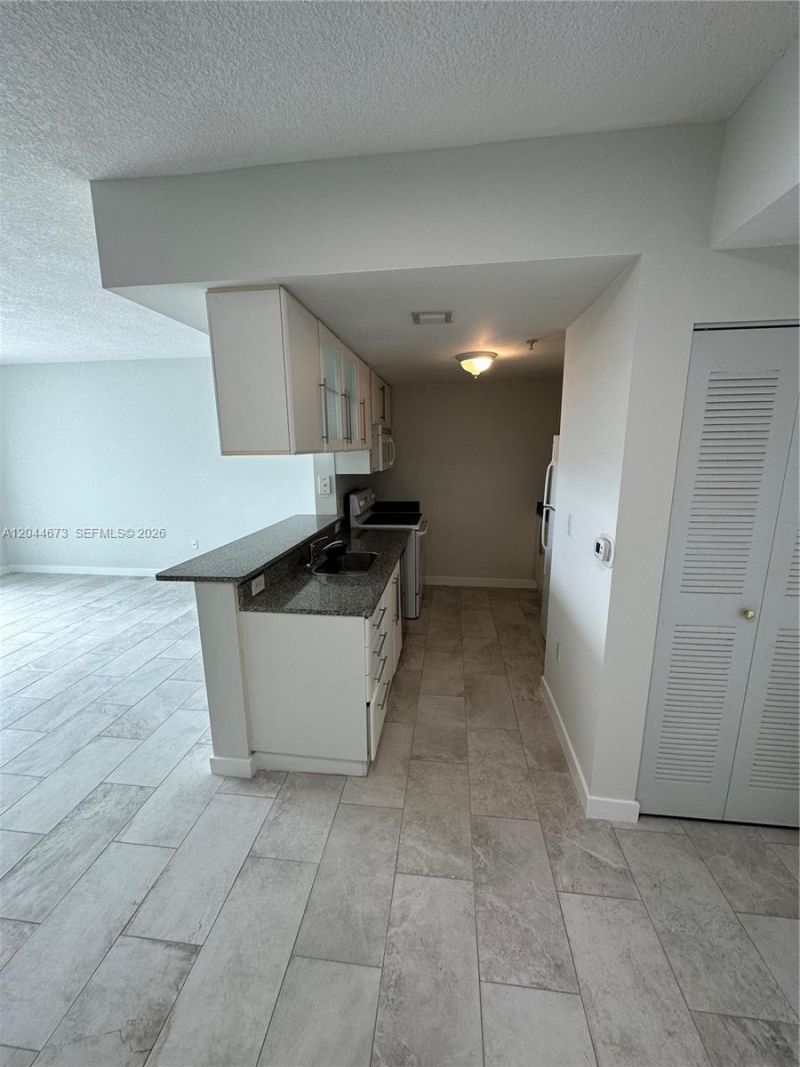 275 NE 18th St , Unit 1406, Miami, FL 33132 Photo