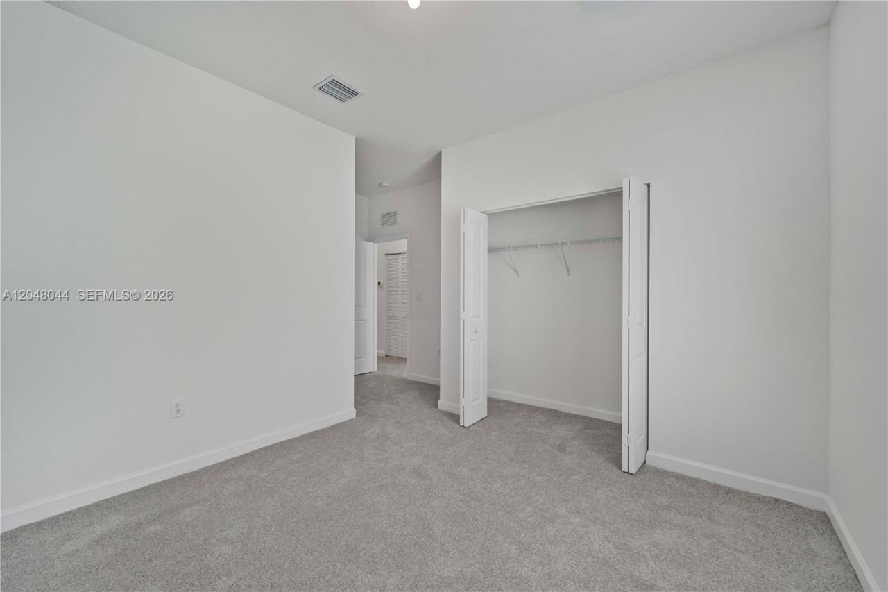 701 SE 13th St Cir , Homestead, FL 33034 Photo